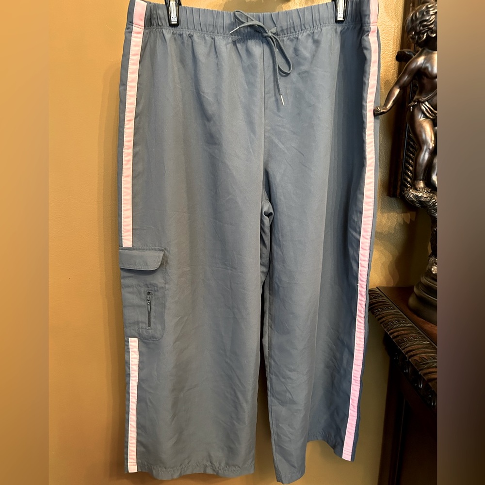 NWOT Moret Ultra Active Wide Leg Capris